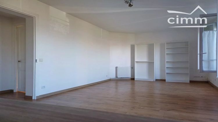 Ma-Cabane - Vente Appartement Chantilly, 71 m²