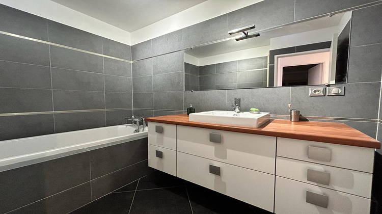 Ma-Cabane - Vente Appartement CHANTILLY, 93 m²