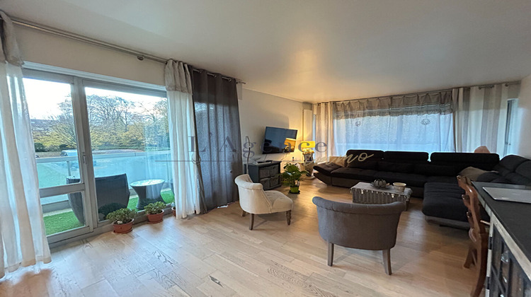 Ma-Cabane - Vente Appartement CHANTILLY, 75 m²