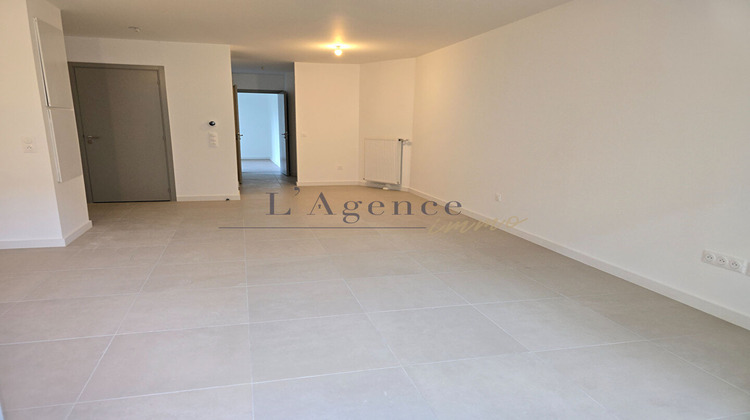 Ma-Cabane - Vente Appartement CHANTILLY, 54 m²
