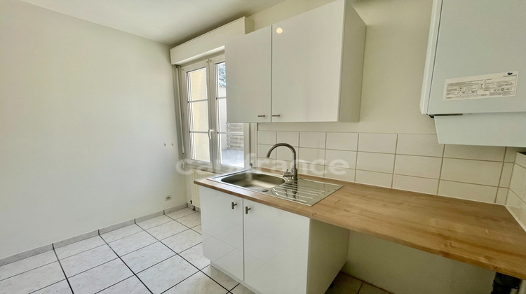 Ma-Cabane - Vente Appartement CHANTILLY, 49 m²