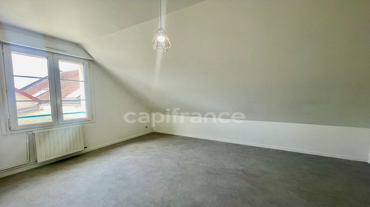 Ma-Cabane - Vente Appartement CHANTILLY, 49 m²