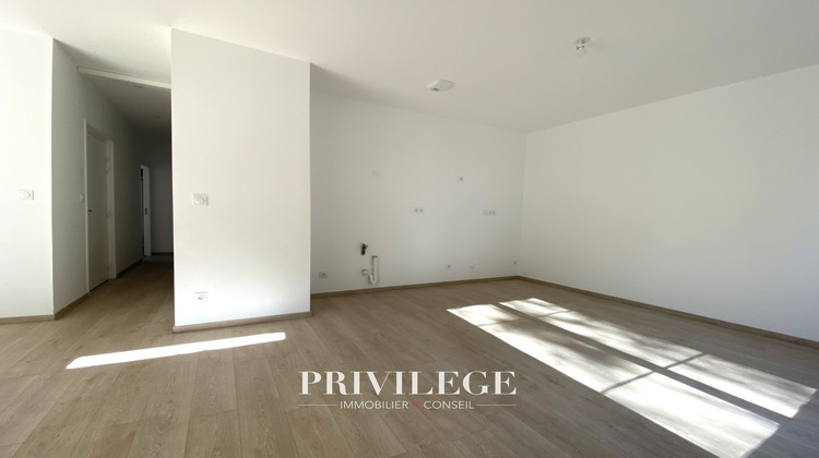 Ma-Cabane - Vente Appartement Charbonnières-les-Bains, 86 m²