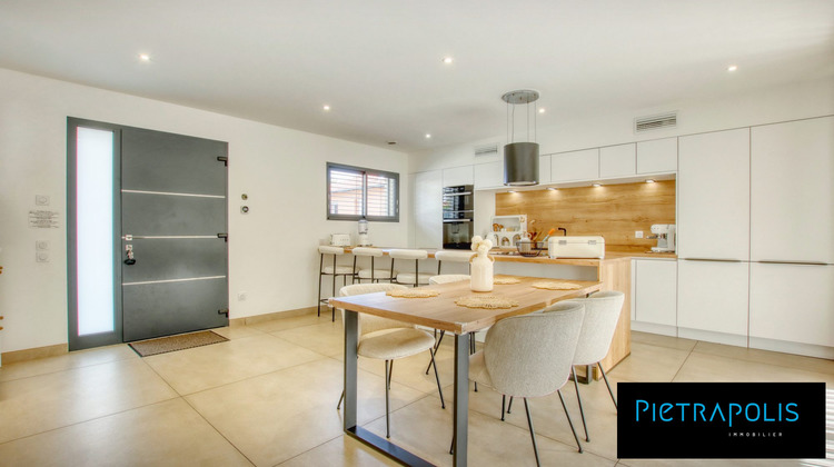 Ma-Cabane - Vente Appartement Charbonnières-les-Bains, 120 m²