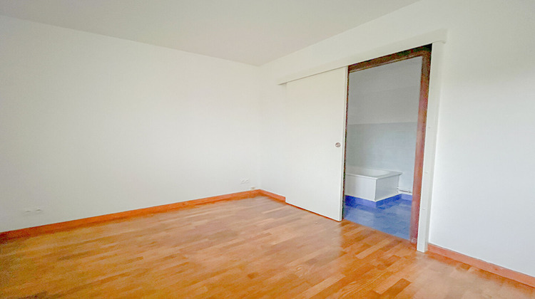 Ma-Cabane - Vente Appartement CHARBONNIERES-LES-BAINS, 44 m²