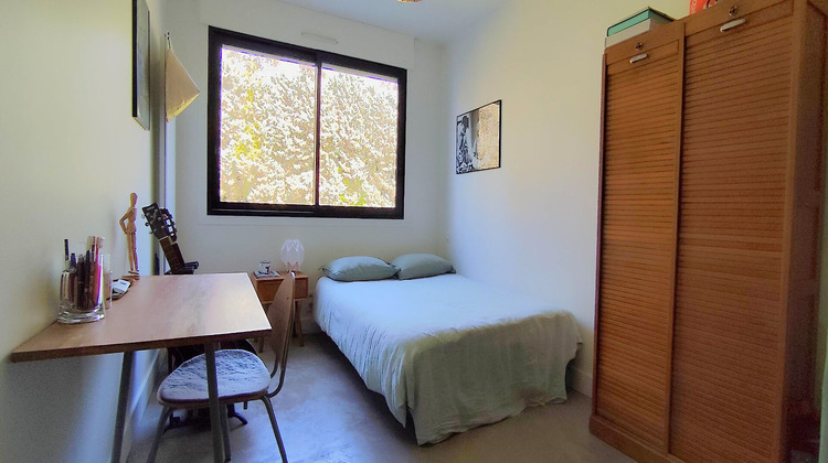 Ma-Cabane - Vente Appartement CHARBONNIERES-LES-BAINS, 110 m²