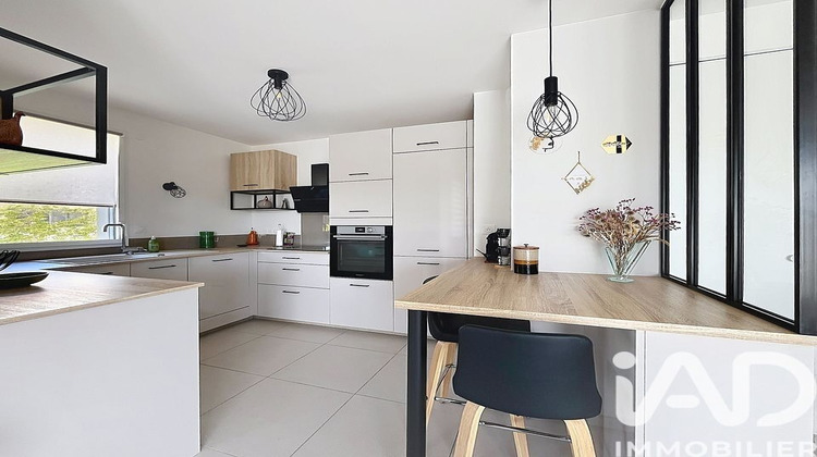 Ma-Cabane - Vente Appartement Charbonnières-les-Bains, 102 m²