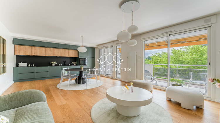 Ma-Cabane - Vente Appartement CHARBONNIERES LES BAINS, 75 m²