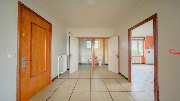 Ma-Cabane - Vente Appartement CHARBONNIERES-LES-BAINS, 114 m²
