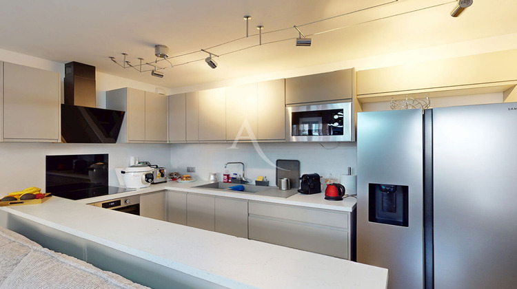 Ma-Cabane - Vente Appartement CHARENTON-LE-PONT, 76 m²