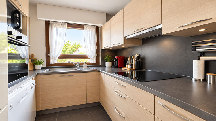 Ma-Cabane - Vente Appartement CHARENTON-LE-PONT, 79 m²