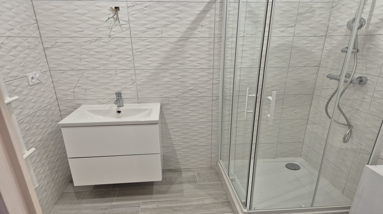 Ma-Cabane - Vente Appartement Charleval, 65 m²