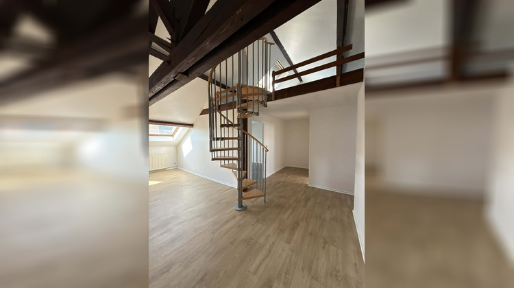 Ma-Cabane - Vente Appartement Charleville-Mézières, 63 m²