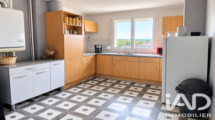Ma-Cabane - Vente Appartement Charleville-Mézières, 52 m²
