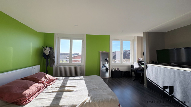 Ma-Cabane - Vente Appartement CHARLIEU, 182 m²