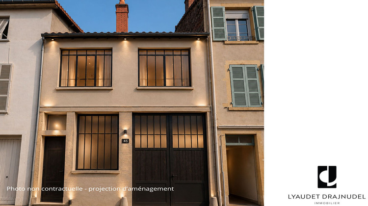 Ma-Cabane - Vente Appartement CHARLIEU, 300 m²