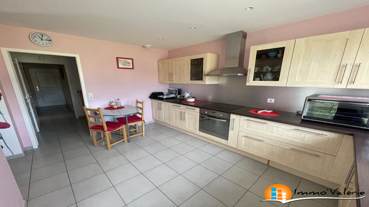 Ma-Cabane - Vente Appartement Charmes, 77 m²