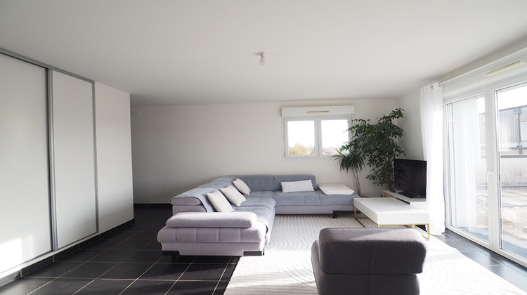 Ma-Cabane - Vente Appartement CHARMES, 71 m²