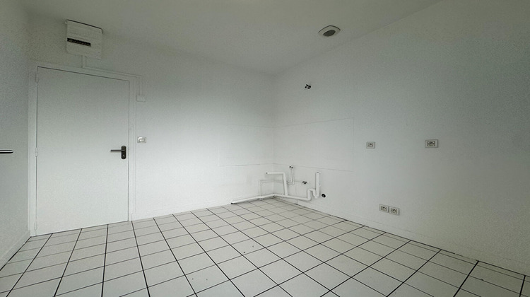 Ma-Cabane - Vente Appartement CHARTRES-DE-BRETAGNE, 35 m²