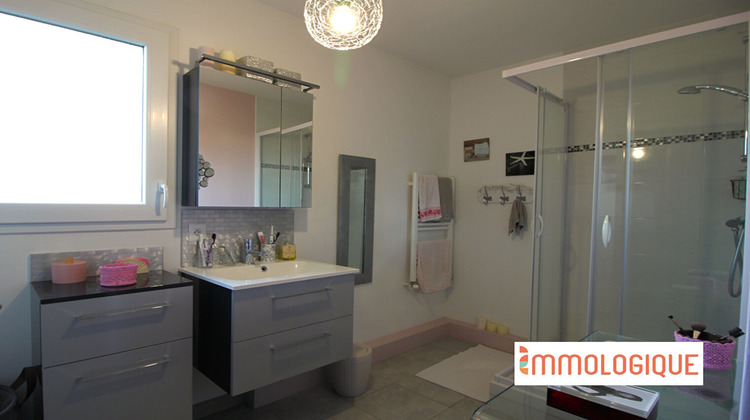 Ma-Cabane - Vente Appartement CHARTRES-DE-BRETAGNE, 63 m²