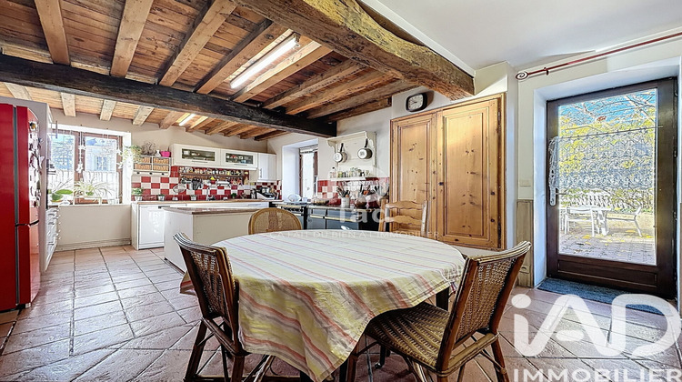 Ma-Cabane - Vente Appartement Chassieu, 200 m²