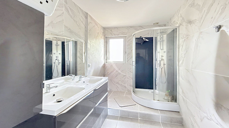 Ma-Cabane - Vente Appartement CHATEAU-GONTIER, 109 m²