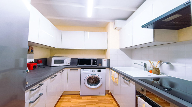 Ma-Cabane - Vente Appartement CHATEAUBERNARD, 75 m²