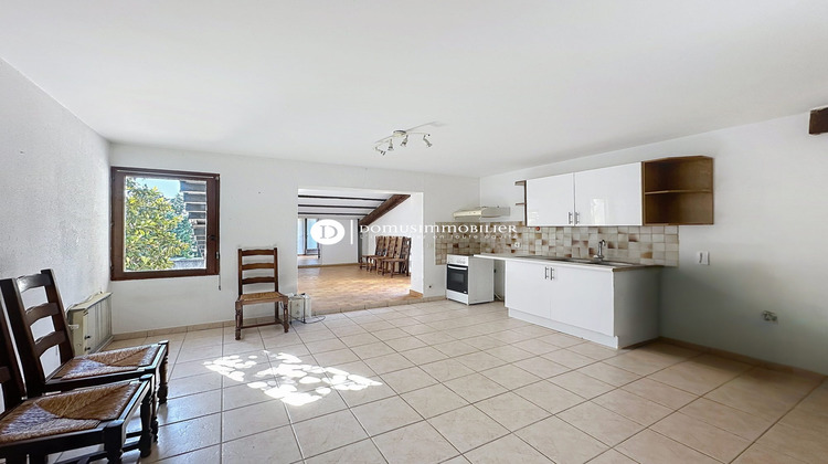 Ma-Cabane - Vente Appartement Châteauneuf-de-Gadagne, 66 m²