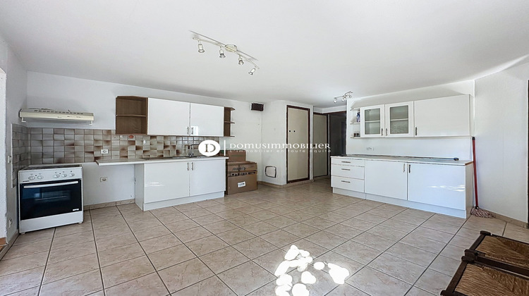 Ma-Cabane - Vente Appartement Châteauneuf-de-Gadagne, 66 m²