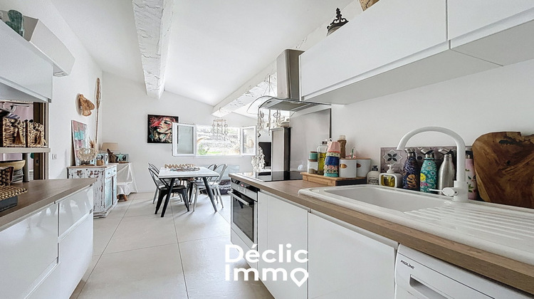 Ma-Cabane - Vente Appartement CHATEAUNEUF GRASSE, 52 m²