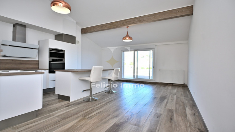 Ma-Cabane - Vente Appartement Châteauneuf-Grasse, 65 m²