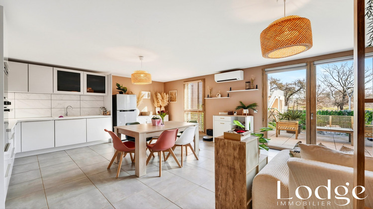 Ma-Cabane - Vente Appartement Châteauneuf-le-Rouge, 65 m²