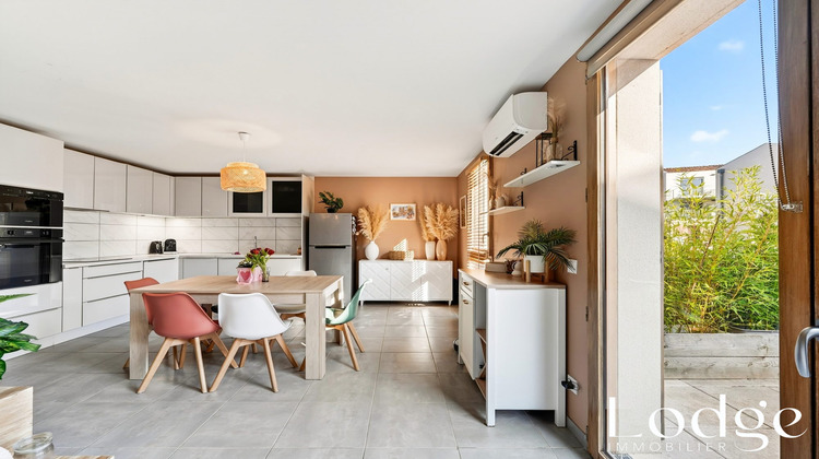 Ma-Cabane - Vente Appartement Châteauneuf-le-Rouge, 65 m²