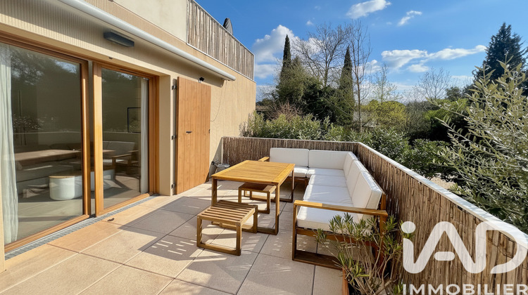 Ma-Cabane - Vente Appartement Châteauneuf-le-Rouge, 64 m²