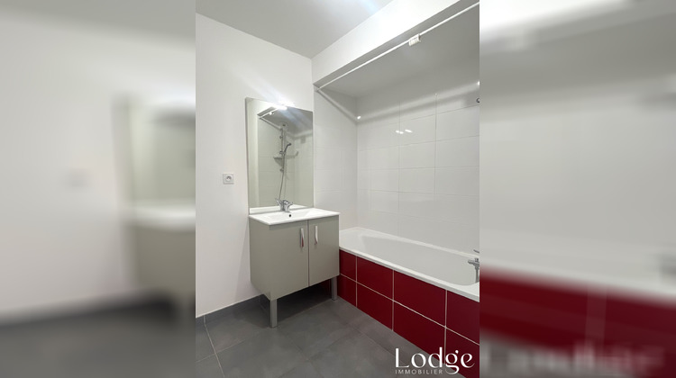 Ma-Cabane - Vente Appartement Châteauneuf-le-Rouge, 66 m²
