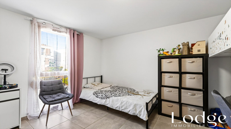 Ma-Cabane - Vente Appartement Châteauneuf-le-Rouge, 65 m²