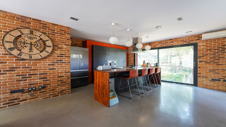 Ma-Cabane - Vente Appartement CHATEAUNEUF-LE-ROUGE, 111 m²