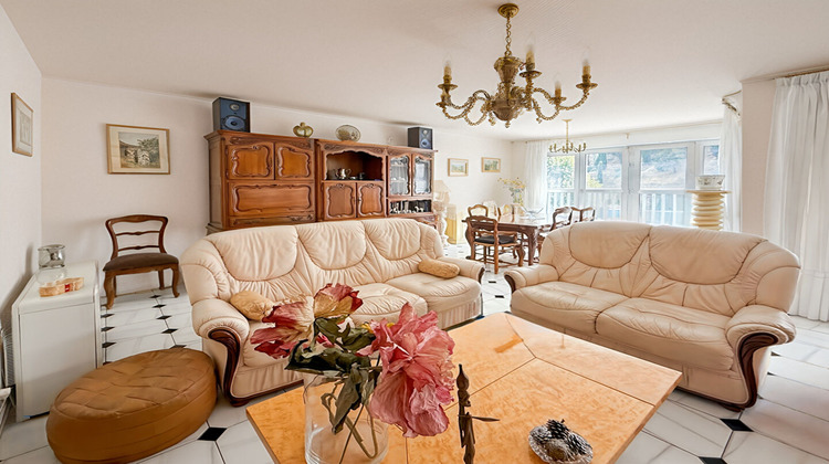 Ma-Cabane - Vente Appartement CHATEAURENARD, 105 m²