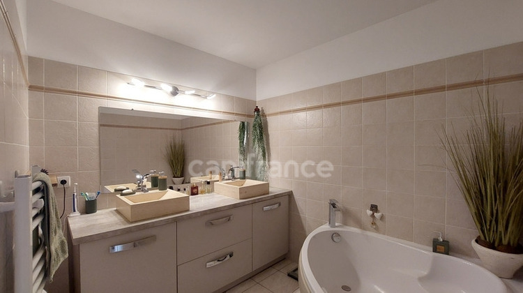 Ma-Cabane - Vente Appartement CHATEAURENARD, 106 m²
