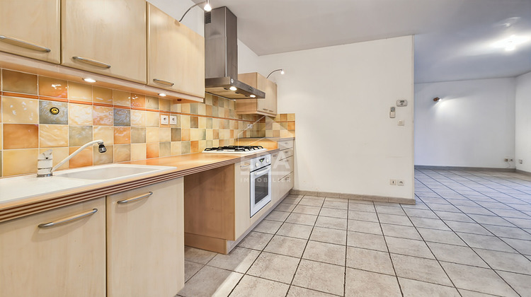 Ma-Cabane - Vente Appartement CHATEAURENARD, 67 m²