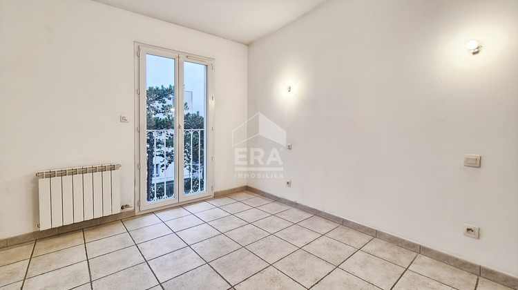 Ma-Cabane - Vente Appartement CHATEAURENARD, 67 m²