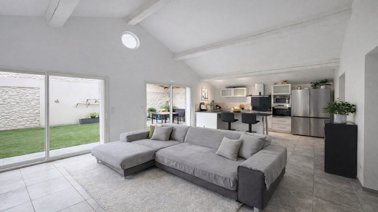 Ma-Cabane - Vente Appartement CHATEAURENARD, 83 m²