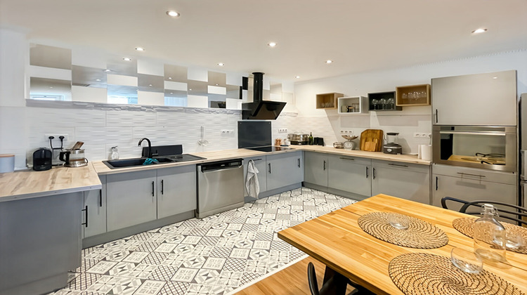 Ma-Cabane - Vente Appartement CHATEAURENARD, 100 m²