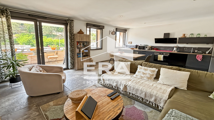 Ma-Cabane - Vente Appartement CHATEAURENARD, 81 m²