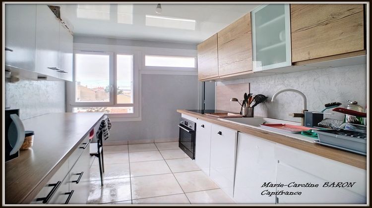 Ma-Cabane - Vente Appartement CHATEAUROUX, 65 m²