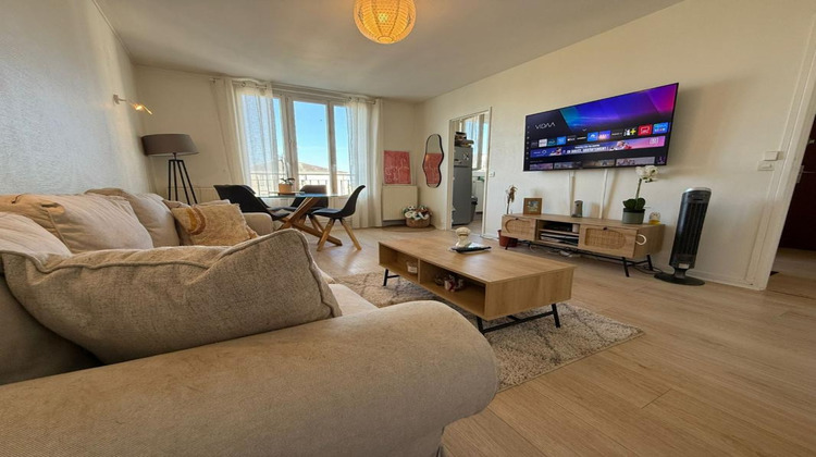 Ma-Cabane - Vente Appartement CHATEAUROUX, 56 m²