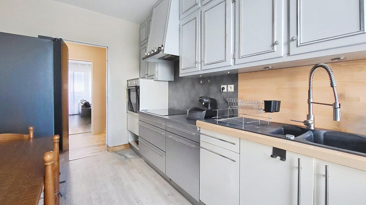 Ma-Cabane - Vente Appartement Chateauroux, 107 m²