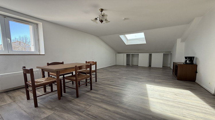 Ma-Cabane - Vente Appartement CHATEL-GUYON, 35 m²