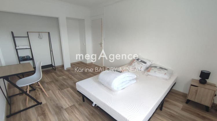 Ma-Cabane - Vente Appartement CHATELLERAULT, 83 m²