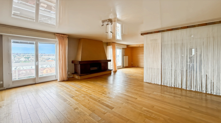 Ma-Cabane - Vente Appartement CHATELLERAULT, 106 m²